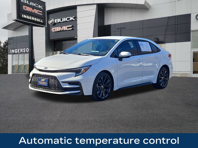 2023 Toyota Corolla SE 4