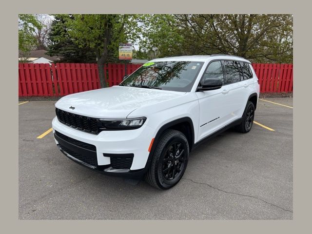 2024 Jeep Grand Cherokee L Altitude 4WD