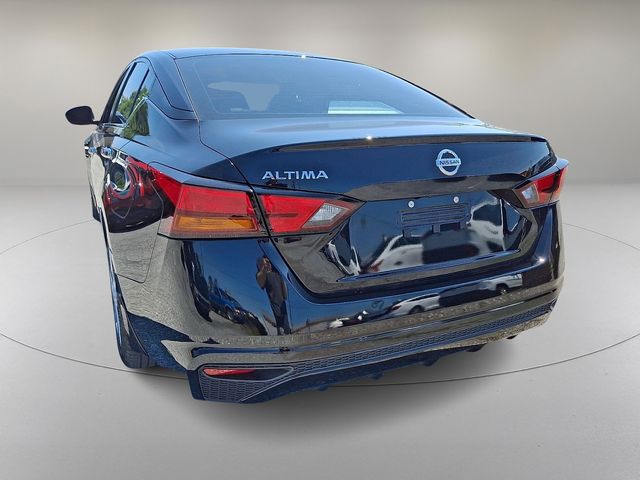 Used 2022 Nissan Altima Sedan