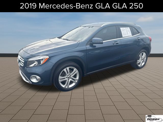 Denim Blue Metallic 2019 Mercedes-Benz GLA 250 4MATIC SUV / Crossover All-Wheel Drive 7-Speed Automatic