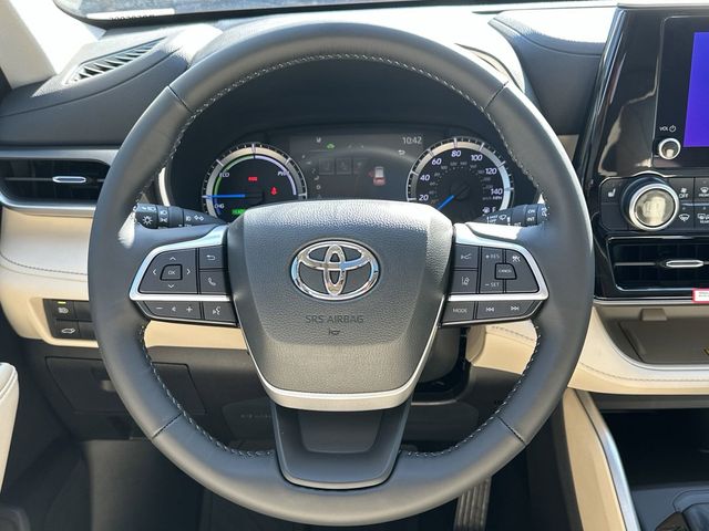 2024 Toyota Highlander Hybrid XLE 10