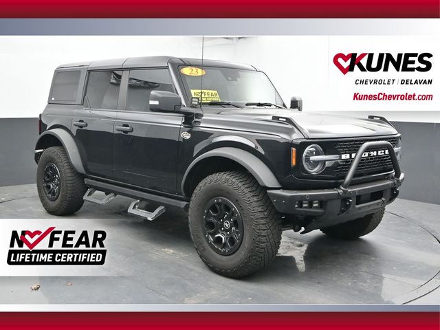 Shadow Black 2023 Ford Bronco Wildtrak Advanced 4-Door 4WD SUV / Crossover Four-Wheel Drive Automatic