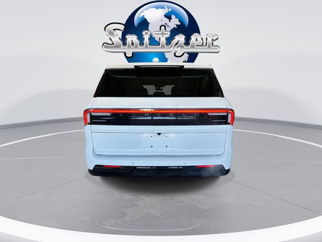 Certified Used 2025 White Lincoln Reserve image 8