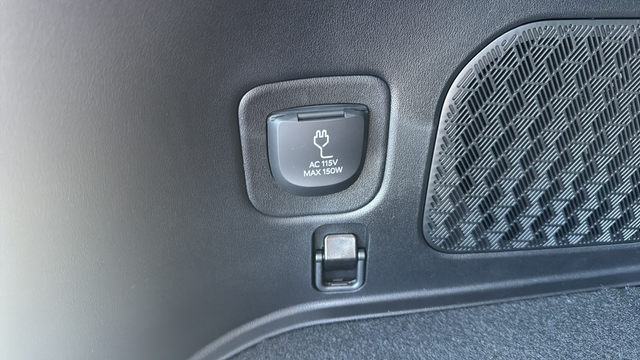 New 2027 Gray Kia X-Line SX image 36