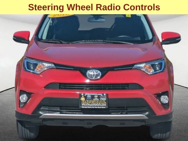 2016 Toyota RAV4 XLE 10