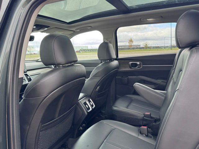 2023 Kia Sorento X-Line EX