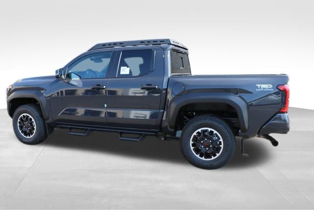 2024 Toyota Tacoma TRD Off-Road 21