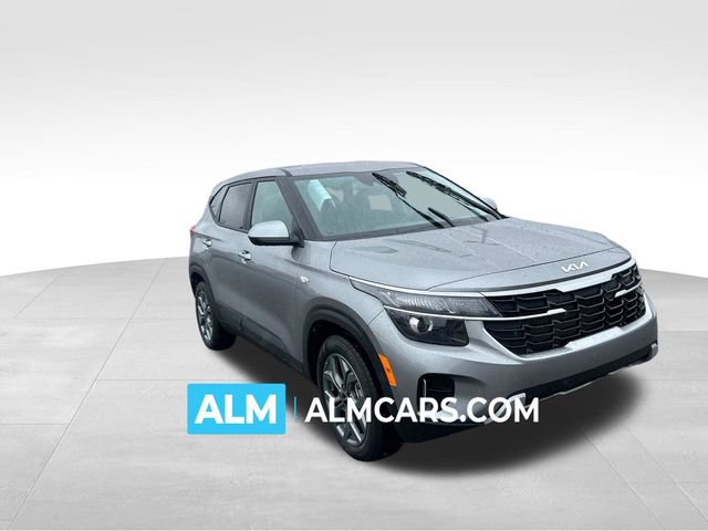 Gray 2026 Kia Seltos SUV / Crossover Front-Wheel Drive Continuously Variable Transmission