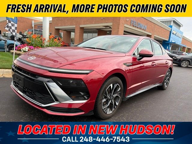 Ultimate red 2025 Hyundai Sonata Sedan Front-Wheel Drive 8-Speed Automatic