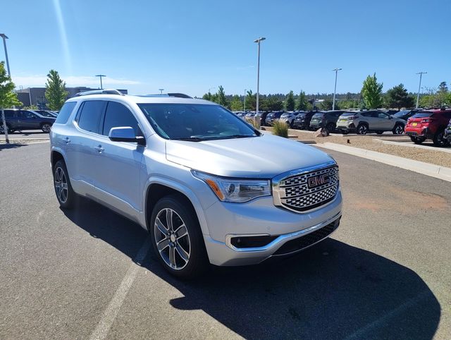 2019 GMC Acadia Denali FWD's photo