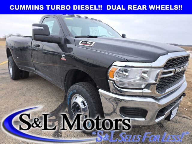 2024 Ram 3500 Tradesman 