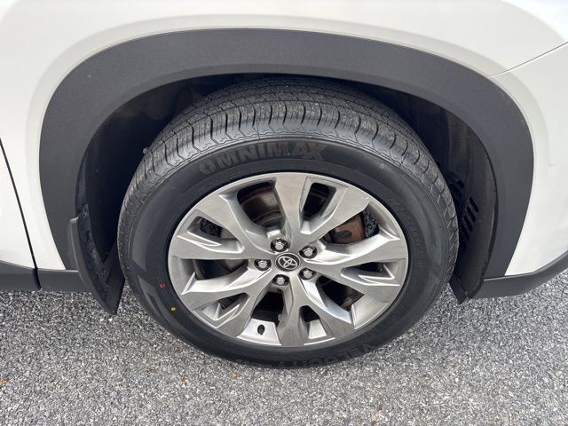 2024 Toyota Grand Highlander Limited - Photo 9