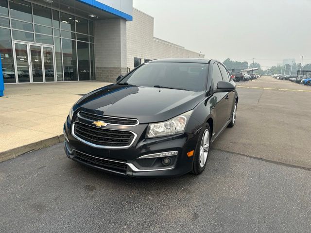 Black Granite Metallic 2016 Chevrolet Cruze Sedan Front-Wheel Drive 6-Speed Automatic Overdrive