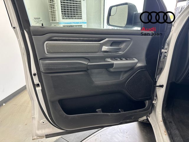 Used 2022 White Ram Big Horn/Lone Star image 28