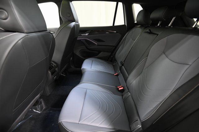 New 2026 White Volkswagen 2.0T SE R-Line Black image 8