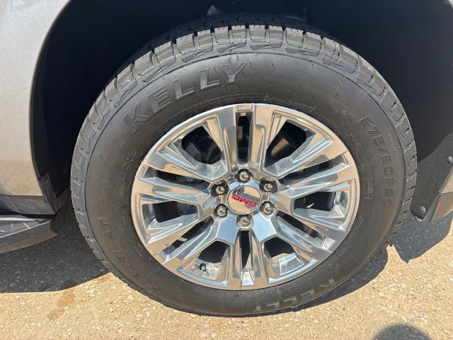 Used 2025 GMC Yukon SUV