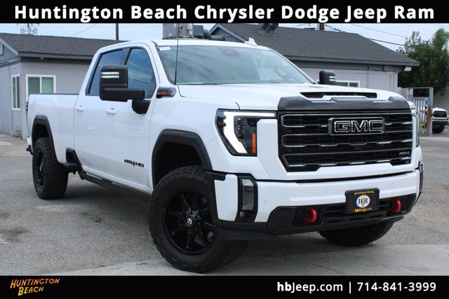  2024 GMC Sierra 2500HD AT4 Crew Cab 4WD   