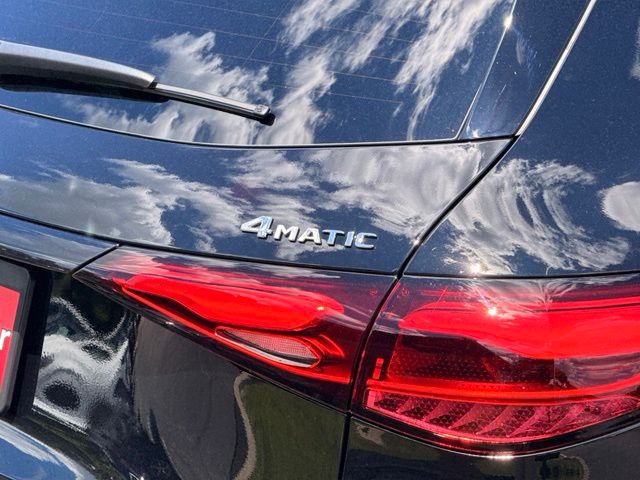 New 2026 Black Mercedes-Benz GLC 300 image 6