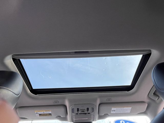 2023 Toyota Highlander XLE - Midnight Black Metallic exterior view 18