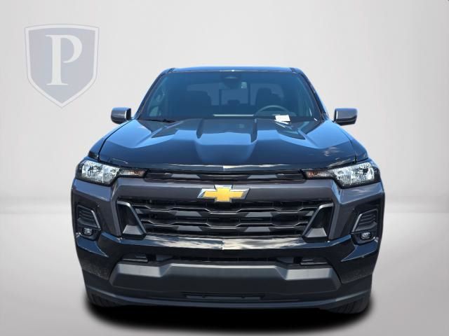 2024 Chevrolet Colorado LT 12