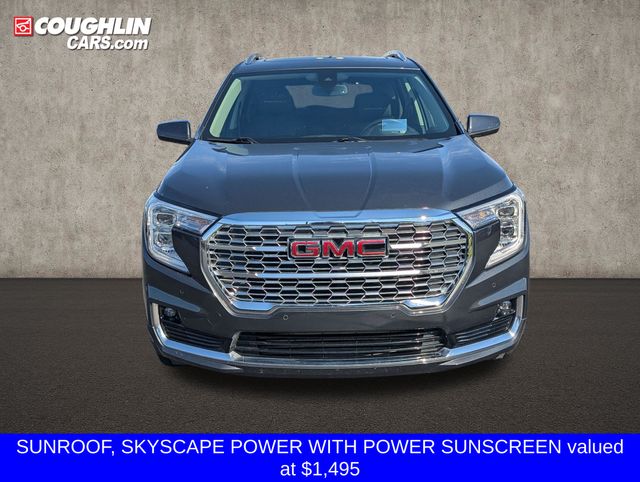 View vehicle photo 2