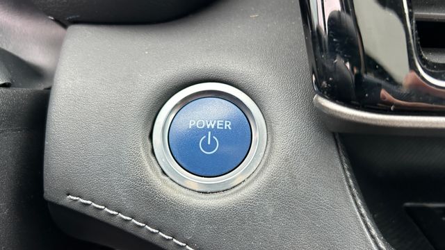 Used 2021 Toyota Highlander Hybrid SUV