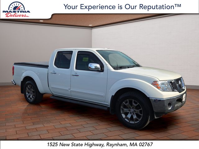 Glacier White 2014 Nissan Frontier Pickup Truck Four-Wheel Drive 5-Speed Automatic Overdrive