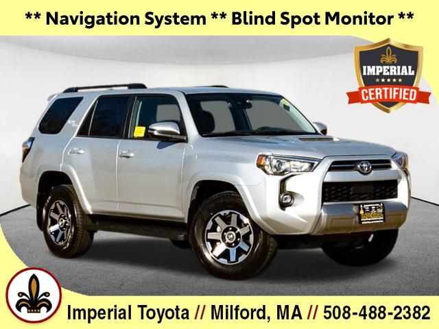 2024 Toyota 4Runner TRD Off-Road Premium 1