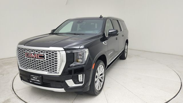 2024 GMC Yukon Denali AWD's photo
