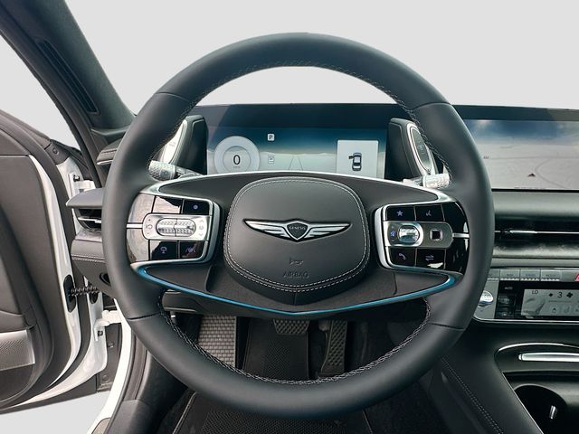 Thumbnail: 2025 Genesis G90 - 10