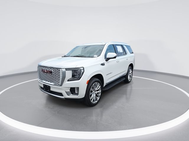 Used 2024 White GMC Denali image 4
