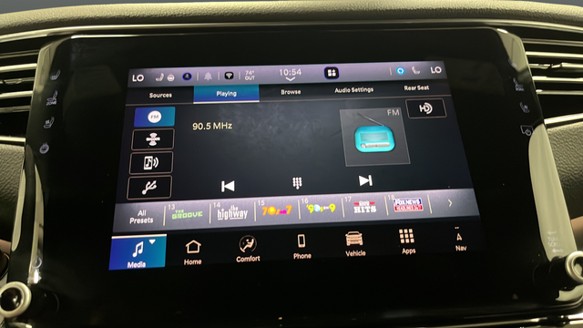Used 2024 Baltic Gray Metallic Clearcoat Jeep Series II image 33
