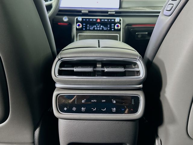 Thumbnail: 2026 Genesis GV80 - 18