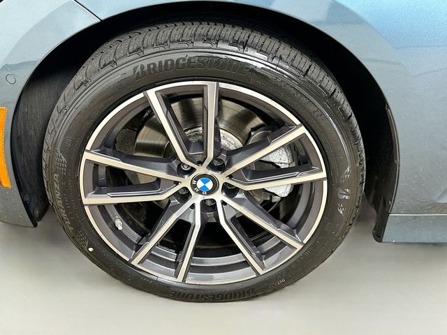 2021 BMW 3 Series 330i xDrive 32