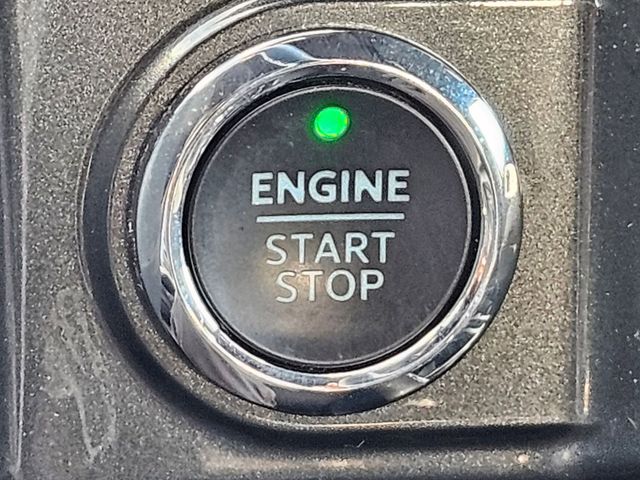 Used 2023 White Ford XLT image 20