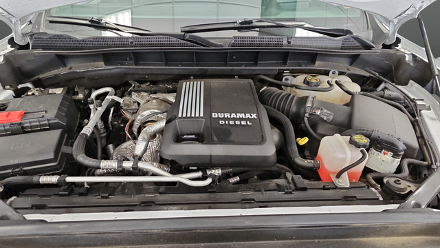 Used 2023 Summit White GMC Denali image 29