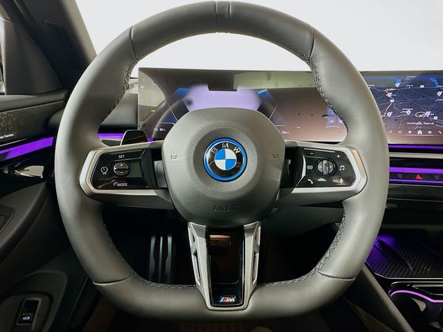 2025 BMW i5 xDrive40 11