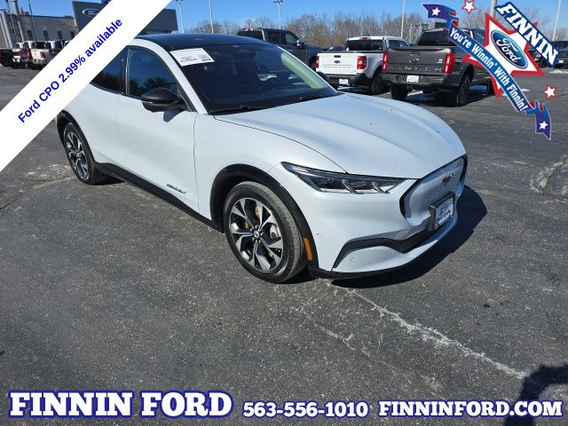 2022 Ford Mustang Mach-E Premium AWD