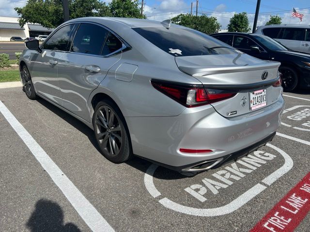 Thumbnail: 2020 Lexus ES - 3