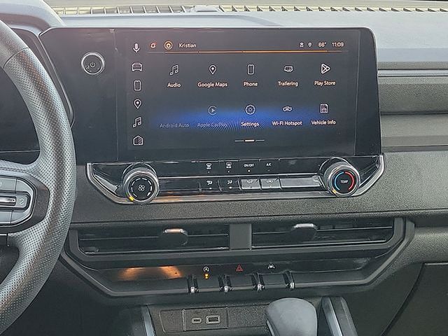 Used Car 2023 Chevrolet Colorado  Trail Boss For Sale Under $35,000 In Plainview, Texas