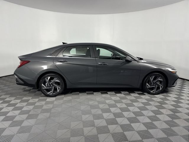 New 2025 Hyundai Elantra Hybrid For Sale in Indianapolis, IN