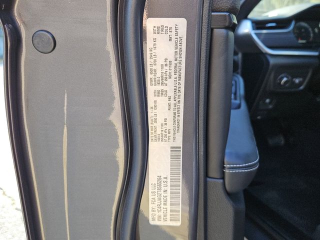 2026 Jeep Grand Cherokee L Laredo 4x2