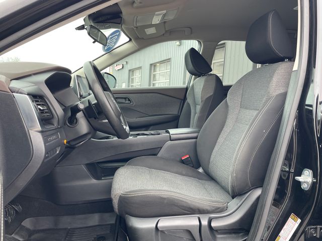 2021 Nissan Rogue S - Super Black exterior view 8