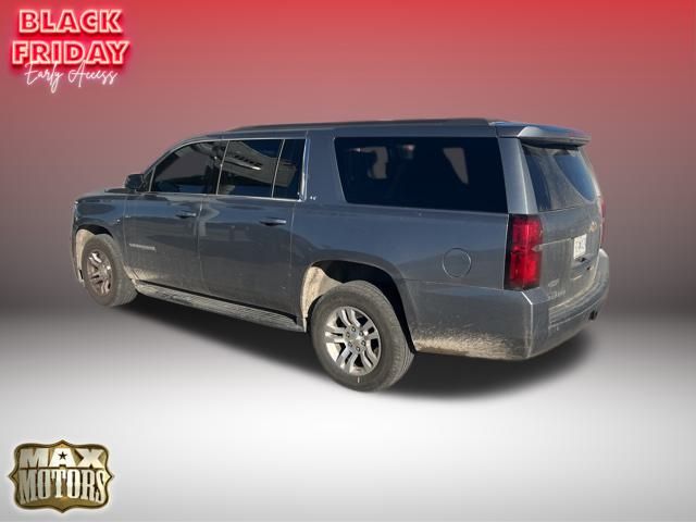 2019 Chevrolet Suburban LT 2