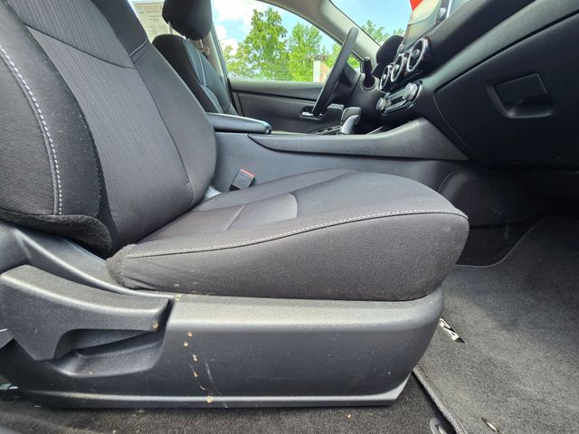 2025 Nissan Sentra SV:B02230