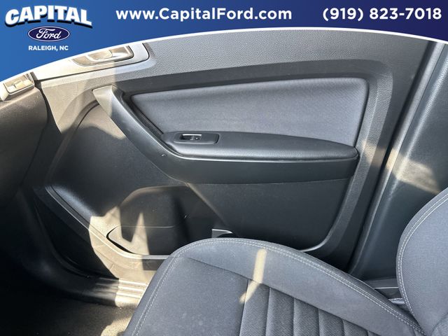 Used 2023 Azure Gray Metallic Ford XLT image 28