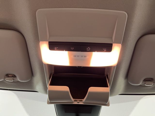 2025 Atlantic Gray Metallic/Super Black Nissan Sentra SR FWD Sedan