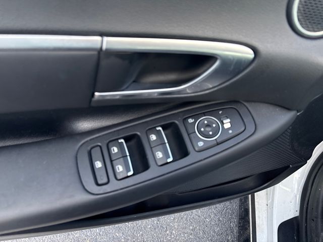 used 2021 Hyundai Sonata car, priced at $18,627