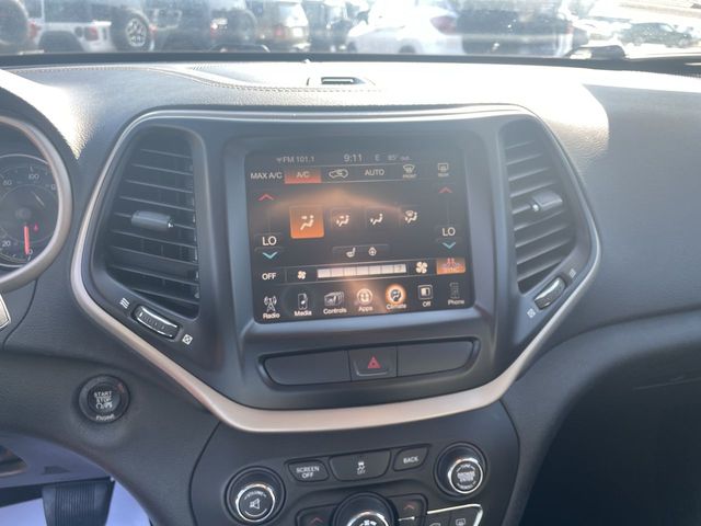 Used 2016 Jeep Cherokee SUV