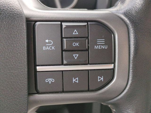 Used 2022 Silver Ford XLT image 17